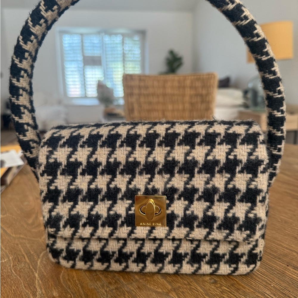 Anine Bing Nico Black and Tan Shoulder Bag with Houndstooth Pattern - Picture 2 of 7
